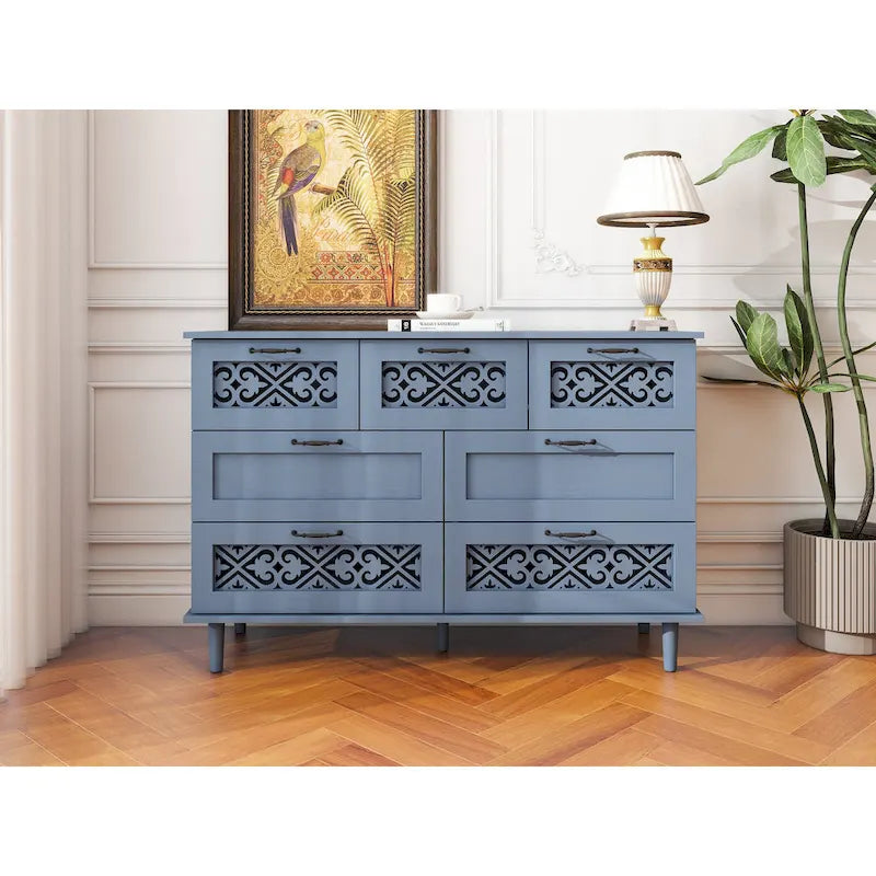 Commode horizontale à 7 tiroirs de style rétro avec façade de tiroirs sculptée et poignées métalliques pour chambre à coucher, salon