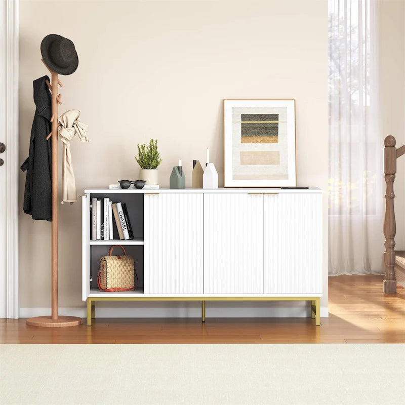 Buffet de cuisine avec portes à motifs ondulés