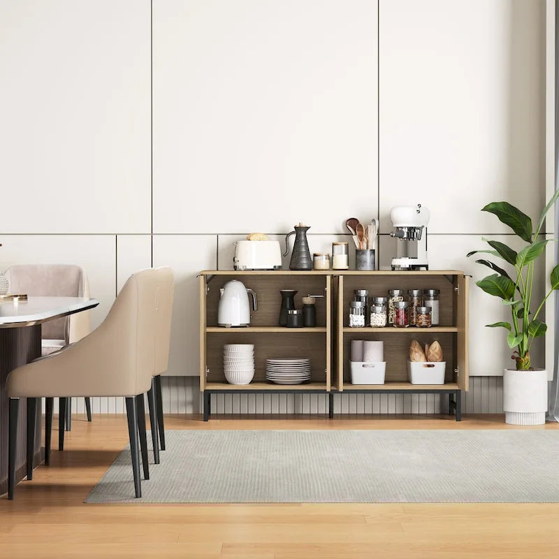 Buffet de cuisine avec portes à motifs ondulés