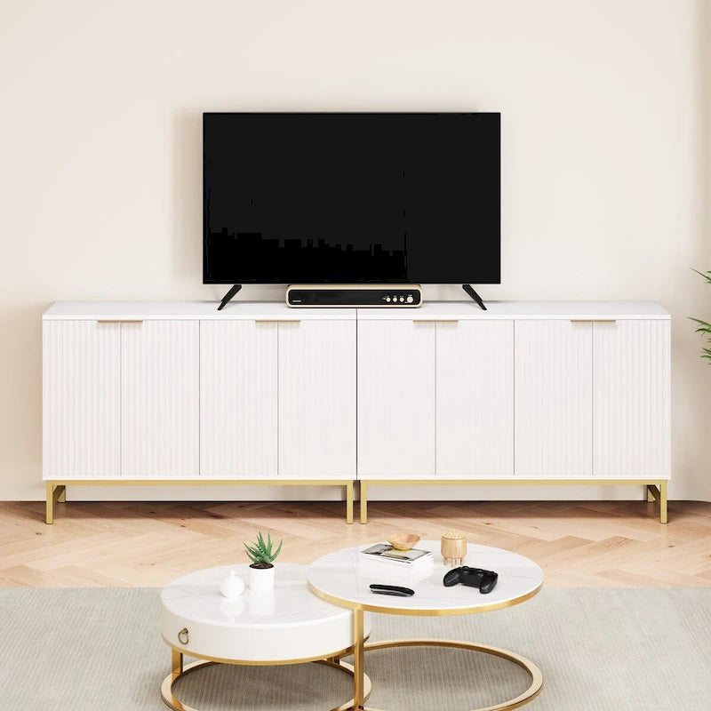 Buffet de cuisine avec portes à motifs ondulés
