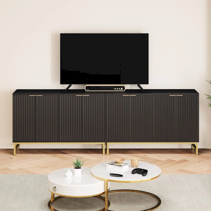 Buffet de cuisine avec portes à motifs ondulés