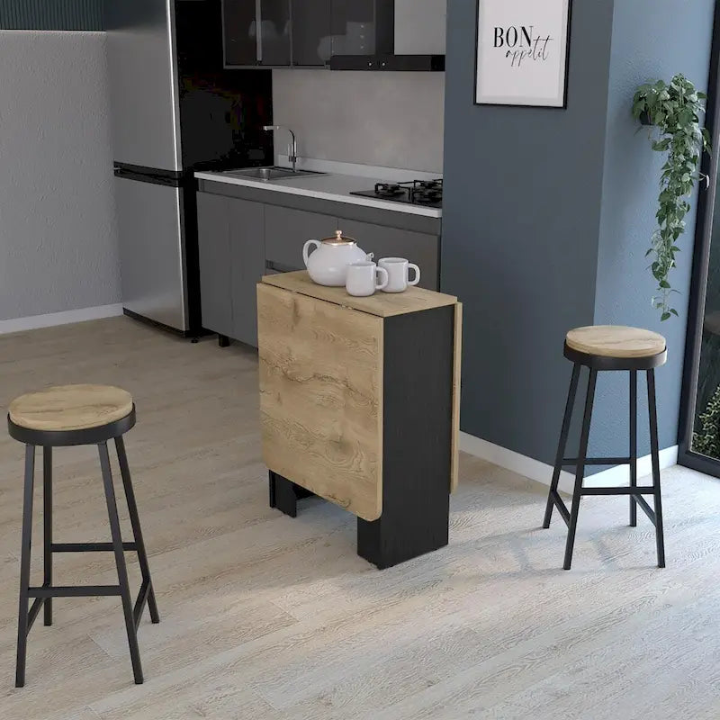 Table pliante à abattants, gain de place avec un design compact